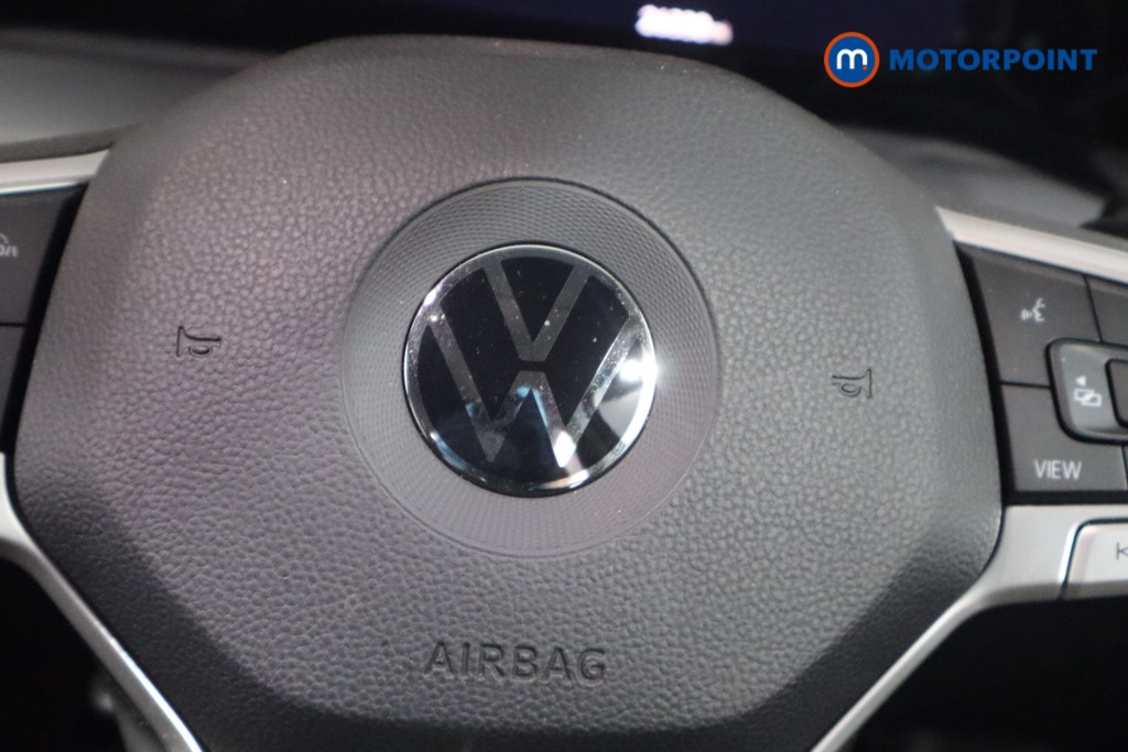Volkswagen Golf Active Automatic Petrol Hatchback - Stock Number (1586336) - 14th supplementary image
