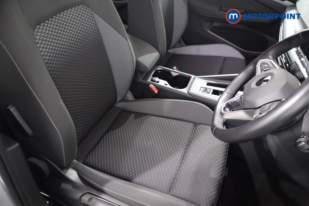 Volkswagen Golf Active Automatic Petrol Hatchback - Stock Number (1586336) - 20th supplementary image