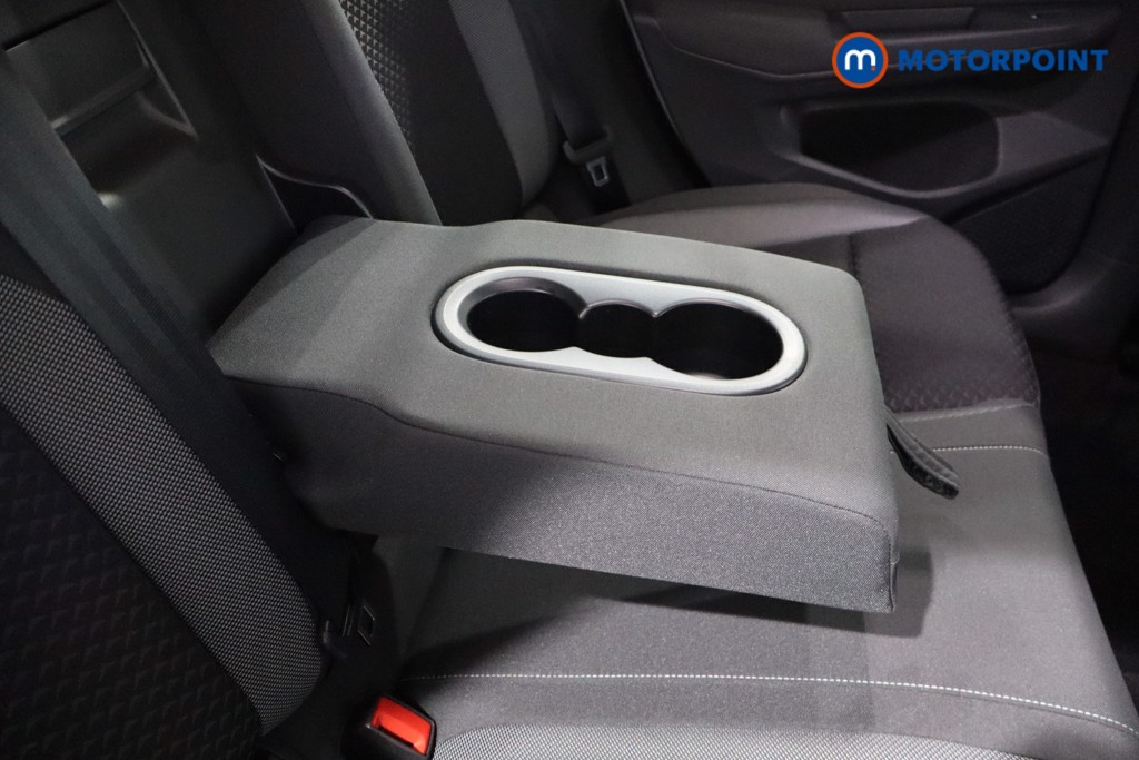 Volkswagen Golf Active Automatic Petrol Hatchback - Stock Number (1586336) - 22nd supplementary image