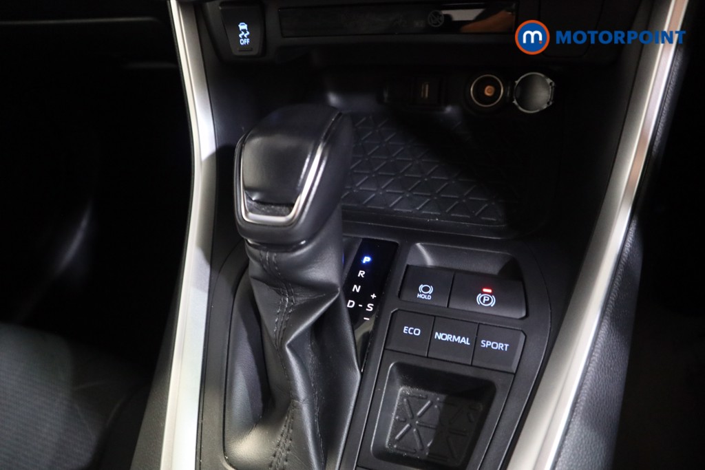 Toyota Rav4 Design Automatic Petrol-Electric Hybrid SUV - Stock Number (1586338) - 9th supplementary image
