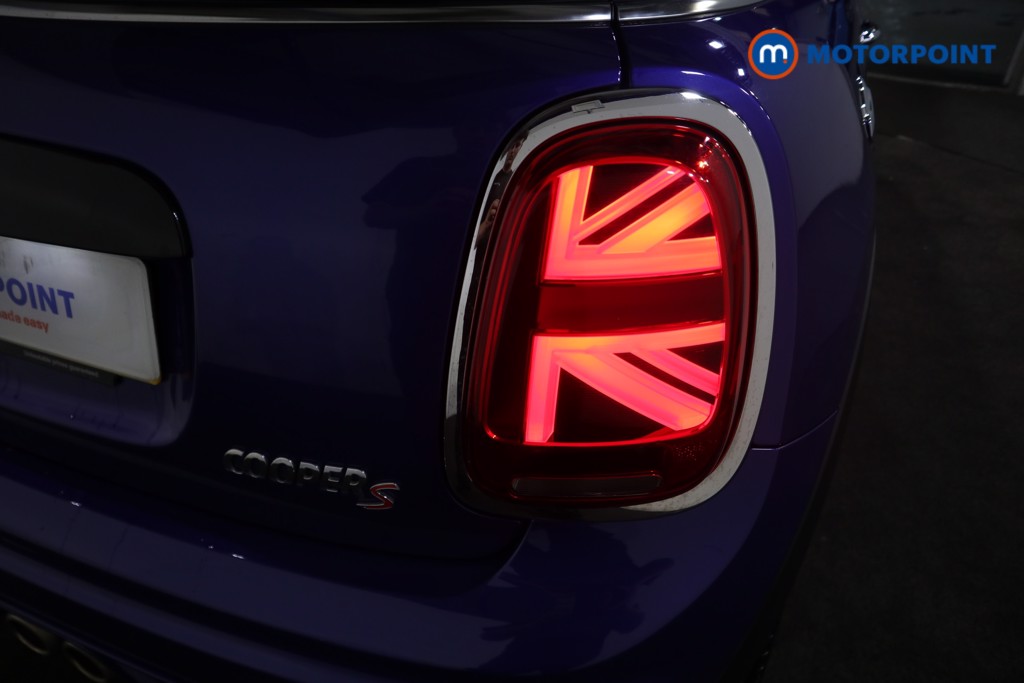 Mini Hatchback Cooper S Sport Automatic Petrol Hatchback - Stock Number (1586340) - 19th supplementary image