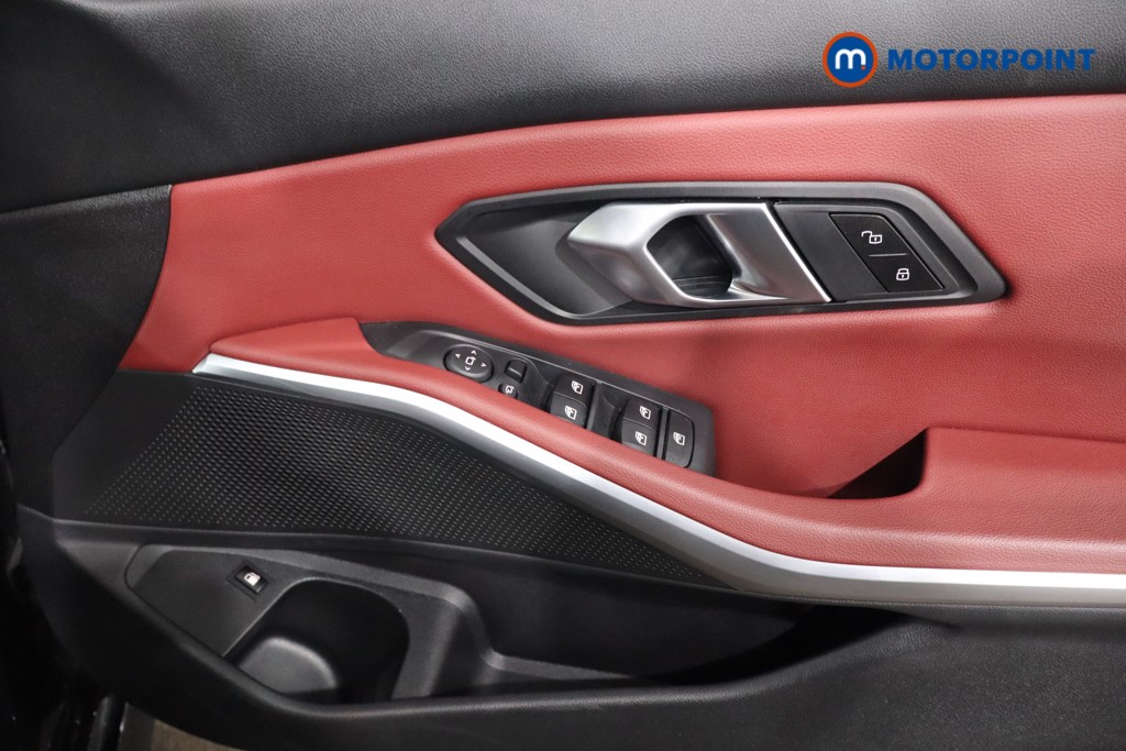 BMW 3 Series M Sport Automatic Petrol Plug-In Hybrid Saloon - Stock Number (1586343) - 26th supplementary image
