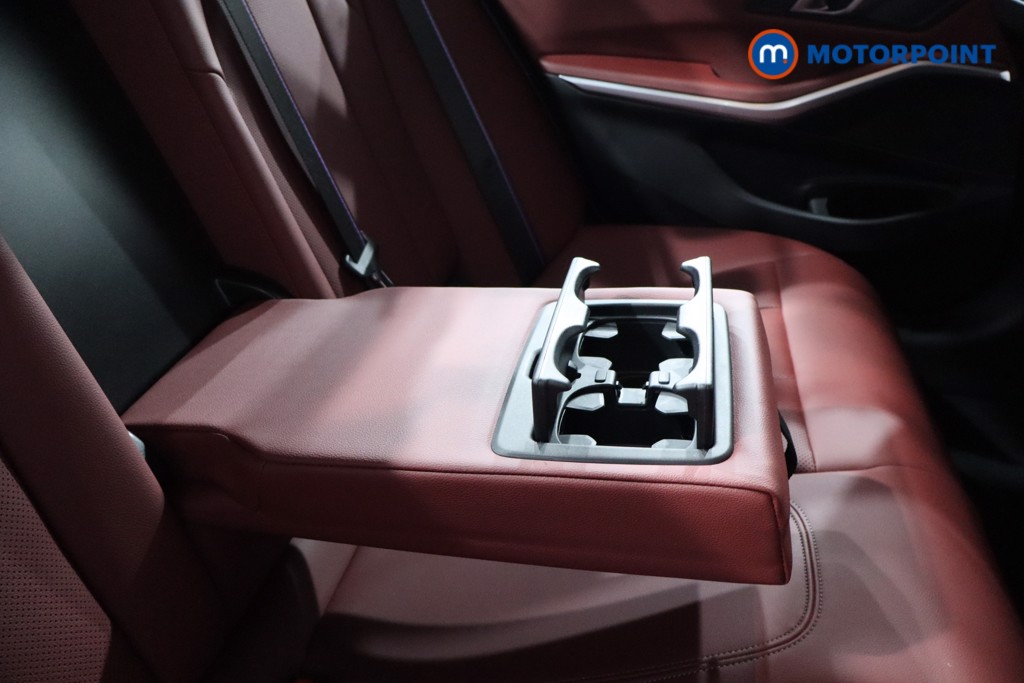 BMW 3 Series M Sport Automatic Petrol Plug-In Hybrid Saloon - Stock Number (1586343) - 30th supplementary image