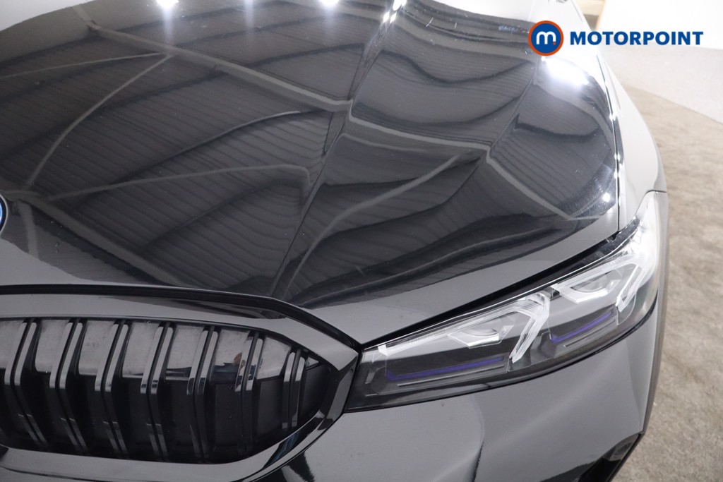 BMW 3 Series M Sport Automatic Petrol Plug-In Hybrid Saloon - Stock Number (1586343) - 32nd supplementary image