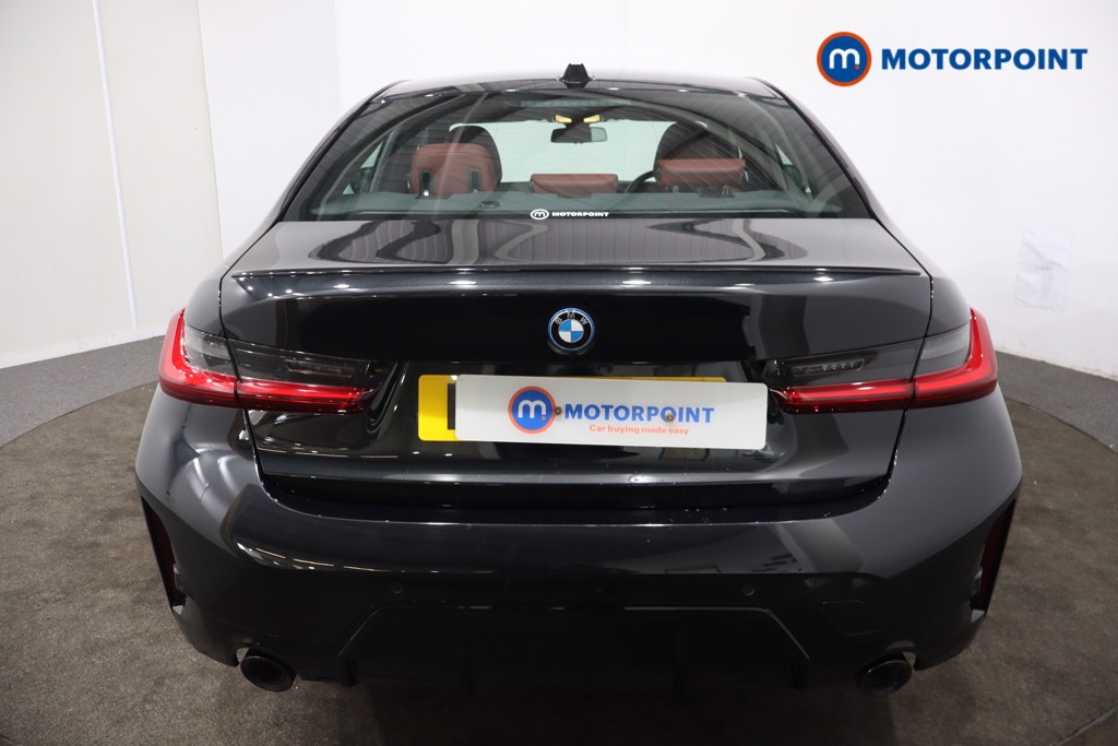 BMW 3 Series M Sport Automatic Petrol Plug-In Hybrid Saloon - Stock Number (1586343) - 42nd supplementary image