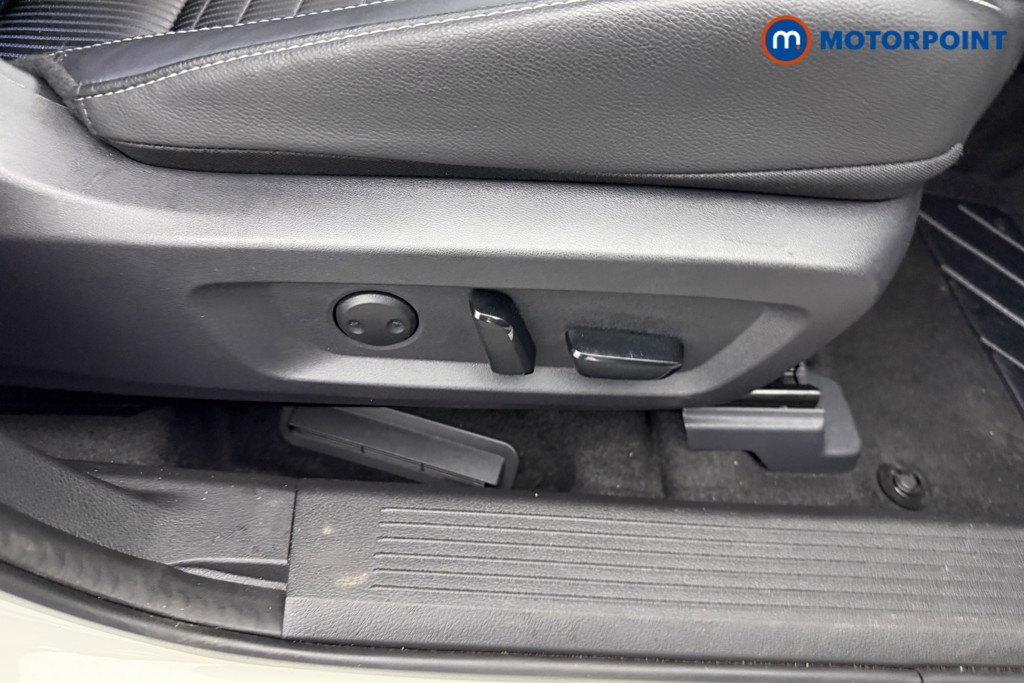 Nissan Qashqai Tekna Automatic Petrol-Electric Hybrid SUV - Stock Number (1586414) - 16th supplementary image