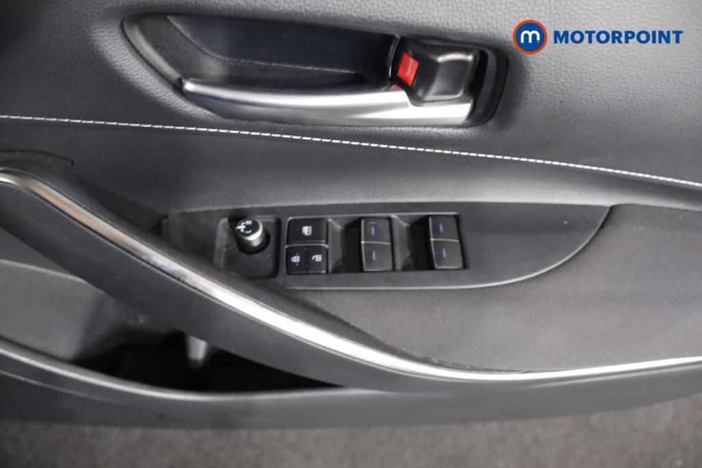 Toyota Corolla Icon Tech Automatic Petrol-Electric Hybrid Estate - Stock Number (1554901) - 15th supplementary image