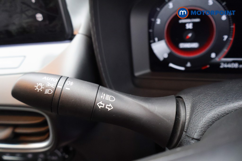 Nissan Juke N-Connecta Manual Petrol SUV - Stock Number (1561798) - 10th supplementary image
