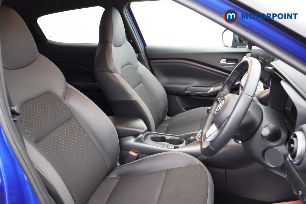 Nissan Juke N-Connecta Manual Petrol SUV - Stock Number (1561798) - 16th supplementary image