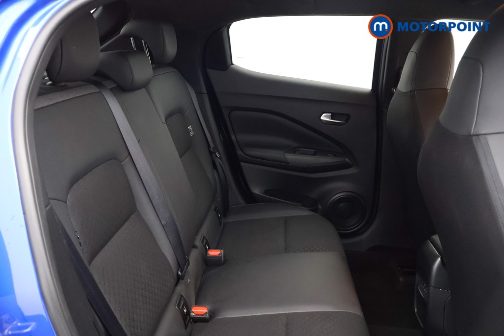 Nissan Juke N-Connecta Manual Petrol SUV - Stock Number (1561798) - 17th supplementary image