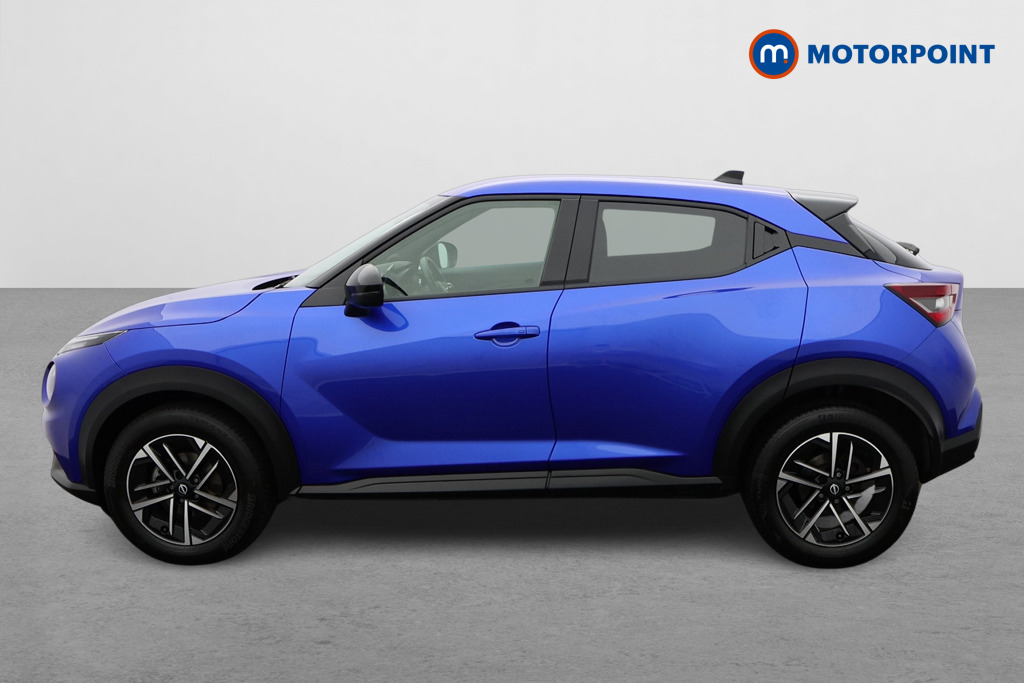 Nissan Juke N-Connecta Manual Petrol SUV - Stock Number (1561798) - Passenger side