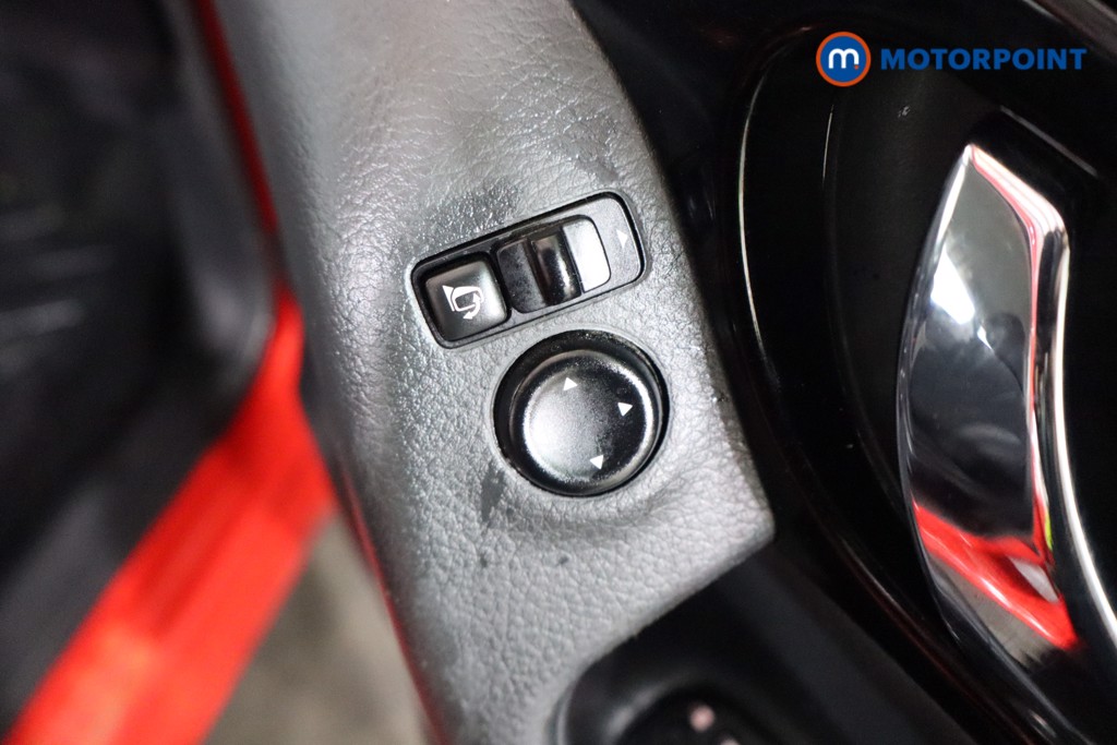 Nissan Qashqai Acenta Premium Manual Petrol SUV - Stock Number (1563728) - 13th supplementary image