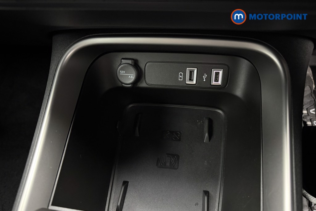 Jeep Avenger Altitude Manual Petrol SUV - Stock Number (1565179) - 19th supplementary image