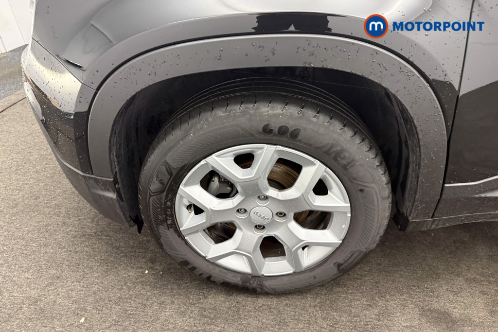 Jeep Avenger Altitude Manual Petrol SUV - Stock Number (1565179) - 29th supplementary image