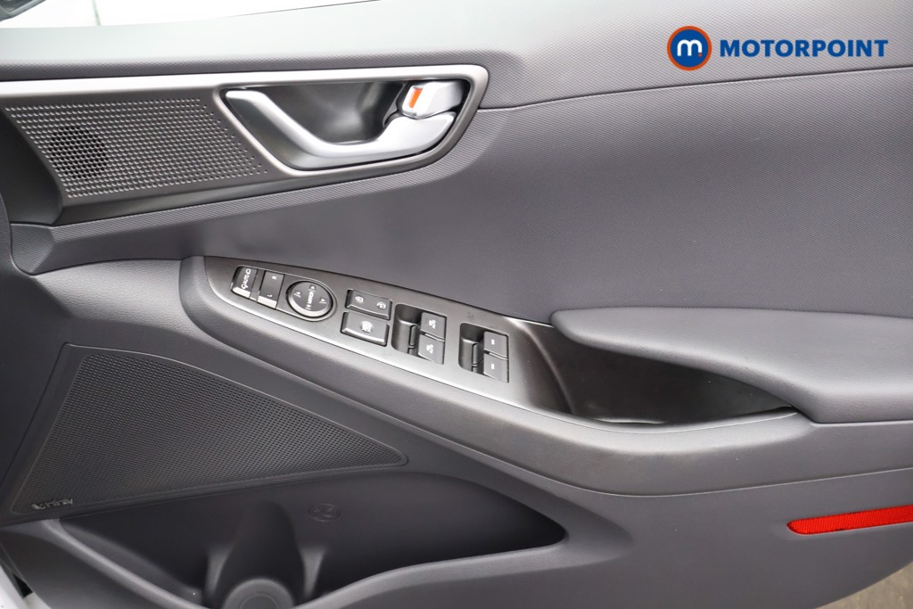 Hyundai Ioniq Premium Automatic Electric Hatchback - Stock Number (1565403) - 14th supplementary image
