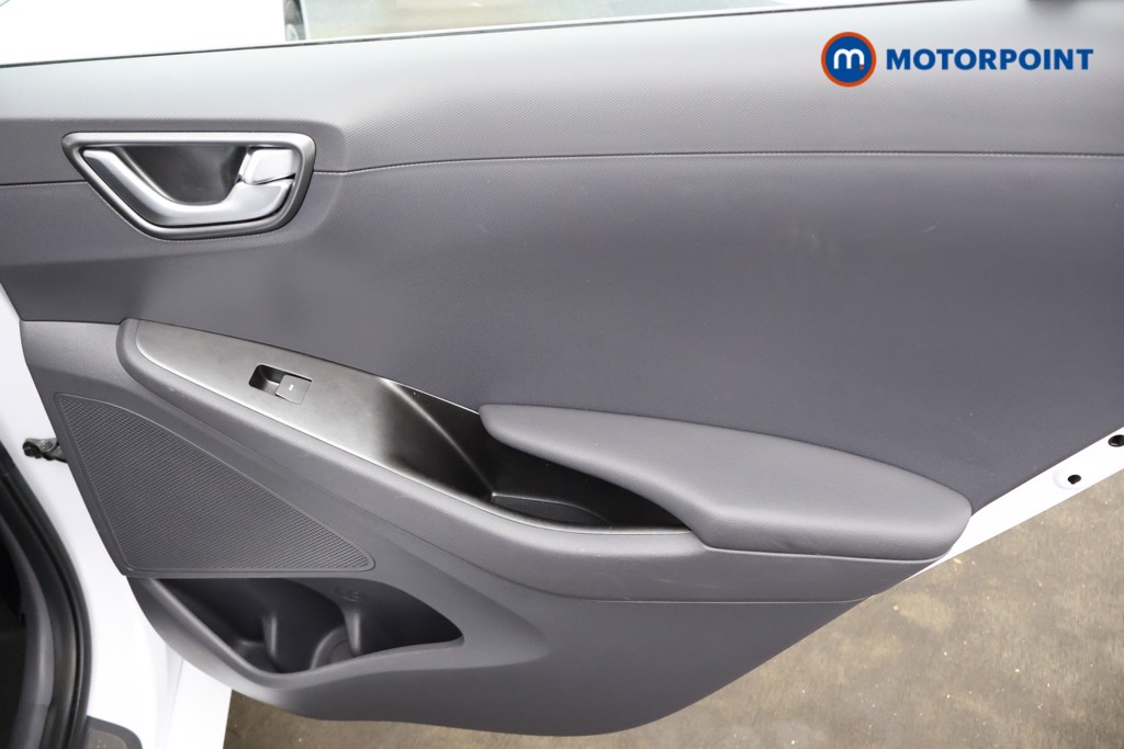 Hyundai Ioniq Premium Automatic Electric Hatchback - Stock Number (1565403) - 20th supplementary image