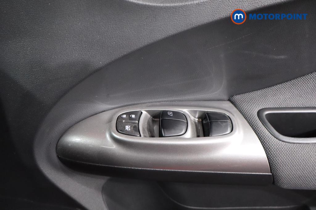 Nissan Juke Acenta Manual Petrol SUV - Stock Number (1568038) - 12th supplementary image