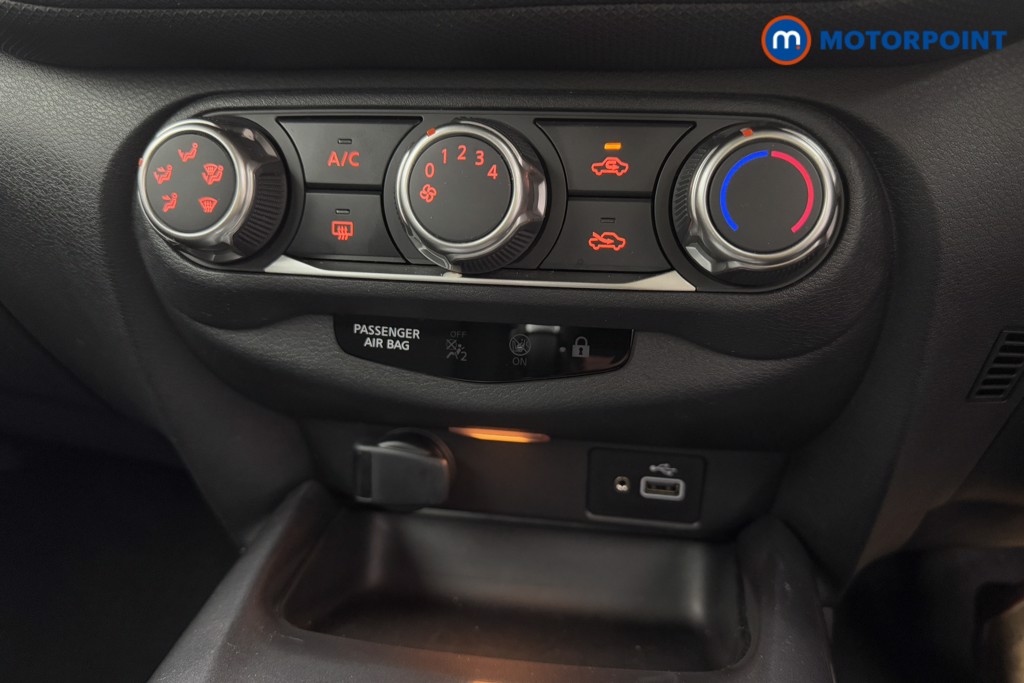 Nissan Juke Acenta Automatic Petrol SUV - Stock Number (1571637) - 9th supplementary image