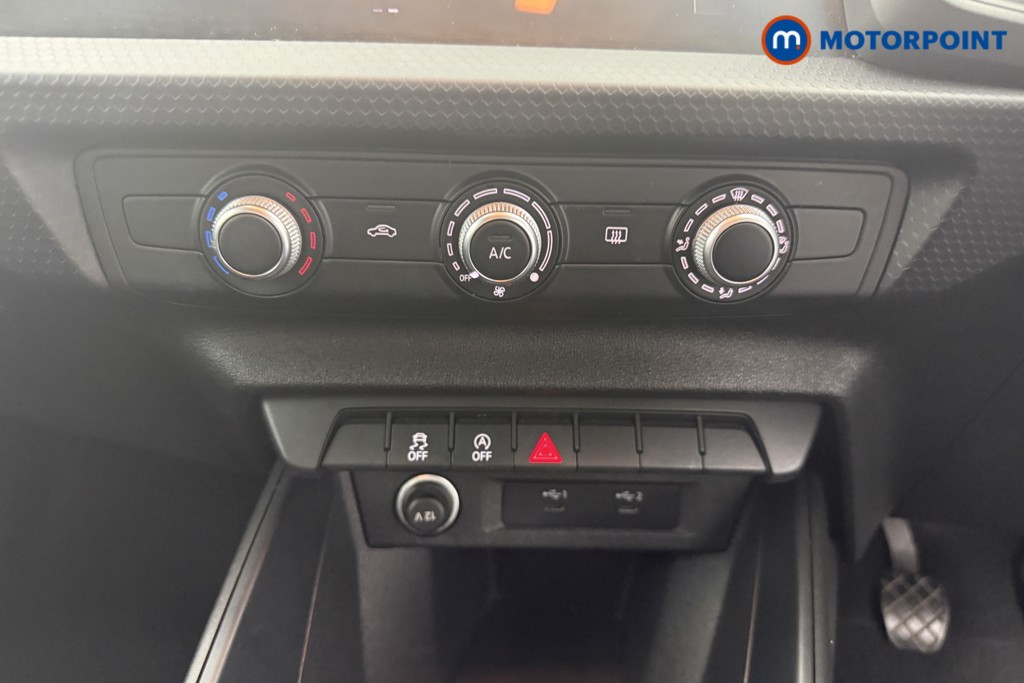 Audi A1 Technik Manual Petrol Hatchback - Stock Number (1573262) - 4th supplementary image