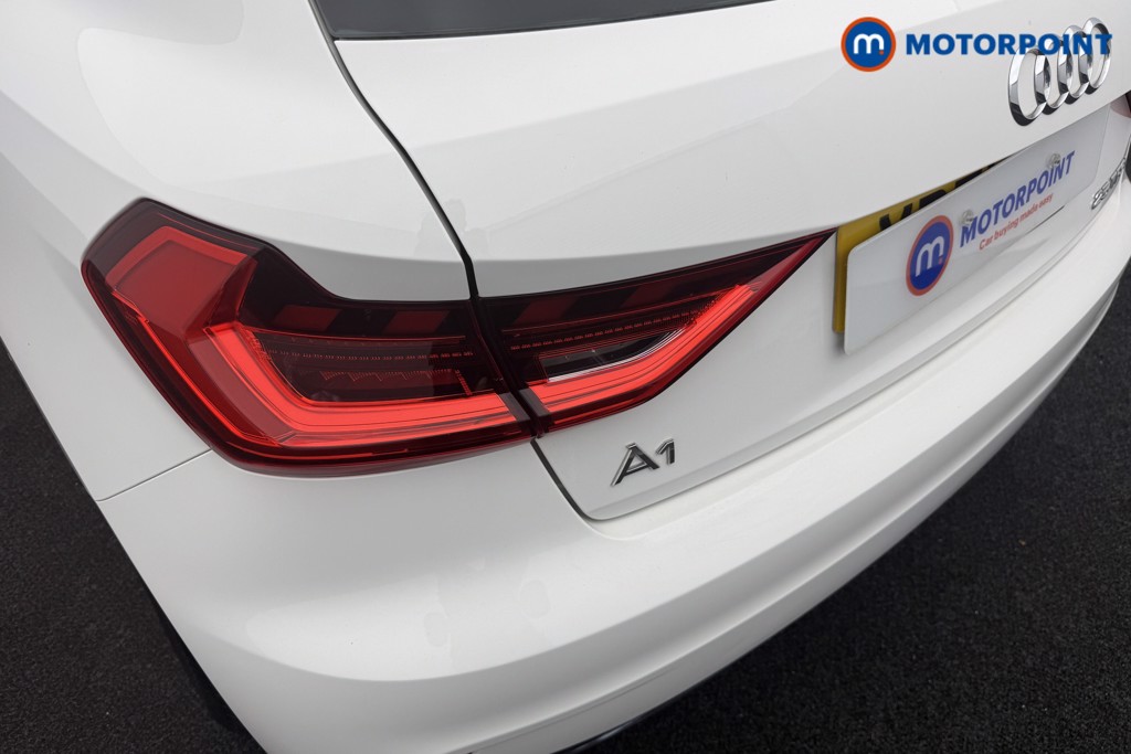 Audi A1 Technik Manual Petrol Hatchback - Stock Number (1573262) - 15th supplementary image