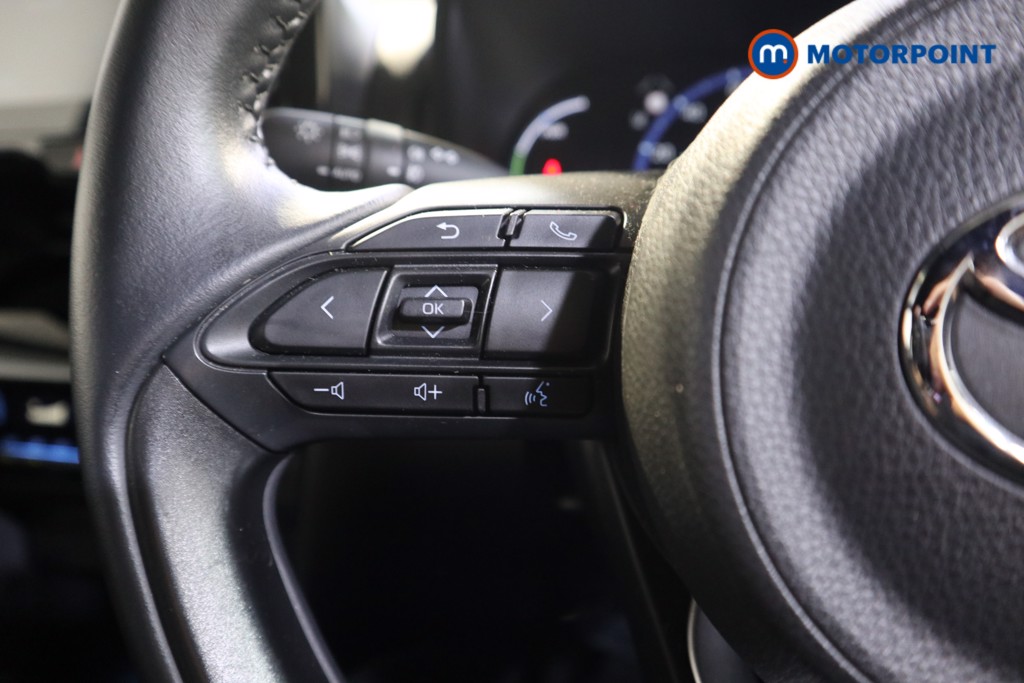 Toyota Yaris Cross Design Automatic Petrol-Electric Hybrid Estate - Stock Number (1573749) - 4th supplementary image