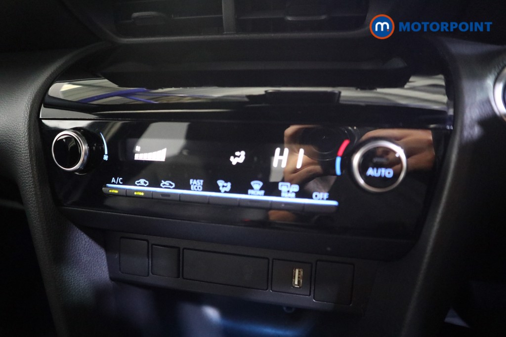 Toyota Yaris Cross Design Automatic Petrol-Electric Hybrid Estate - Stock Number (1573749) - 9th supplementary image
