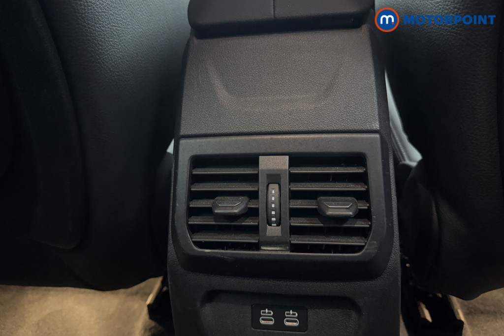 BMW 1 Series Sport Manual Petrol Hatchback - Stock Number (1574344) - 25th supplementary image