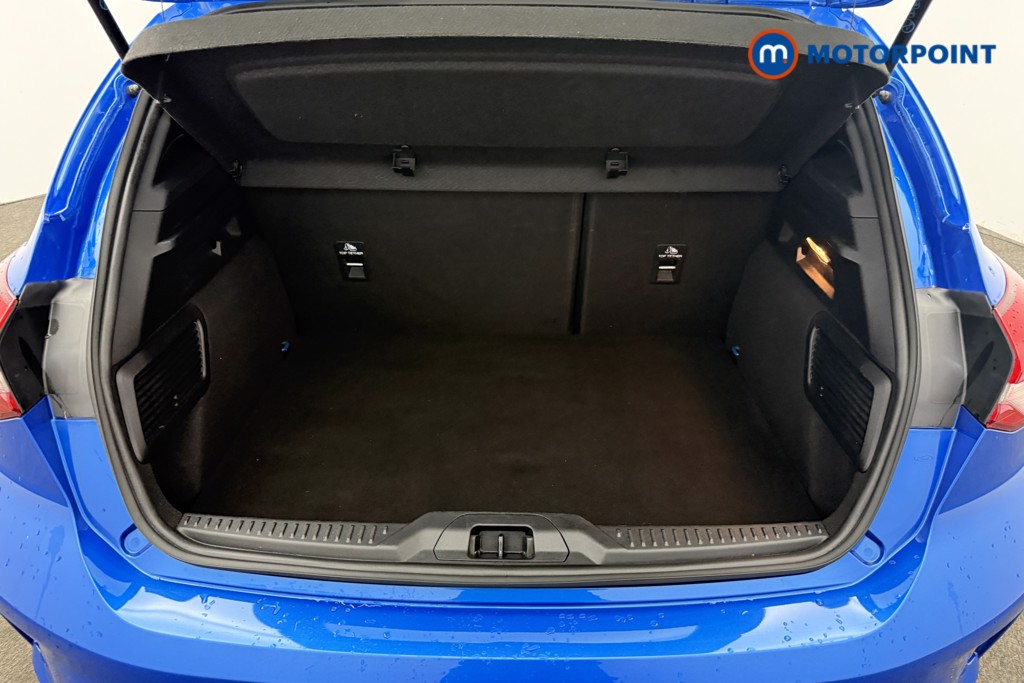 Ford Focus St-Line X Manual Diesel Hatchback - Stock Number (1574716) - 5th supplementary image