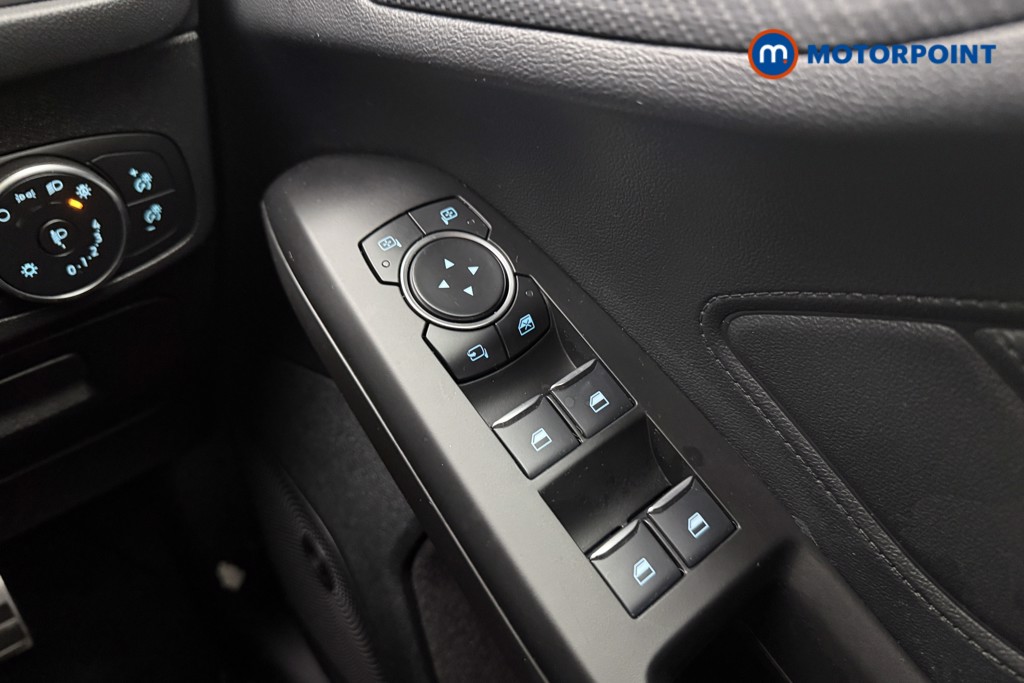Ford Focus St-Line X Manual Diesel Hatchback - Stock Number (1574716) - 16th supplementary image