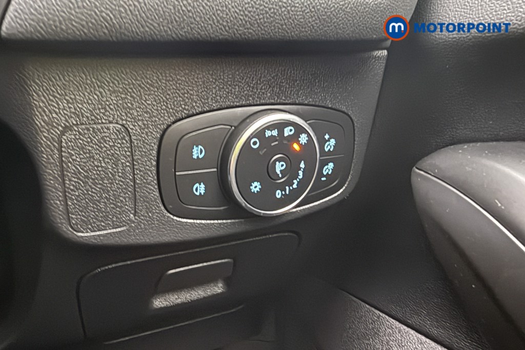 Ford Focus St-Line X Manual Diesel Hatchback - Stock Number (1574716) - 17th supplementary image