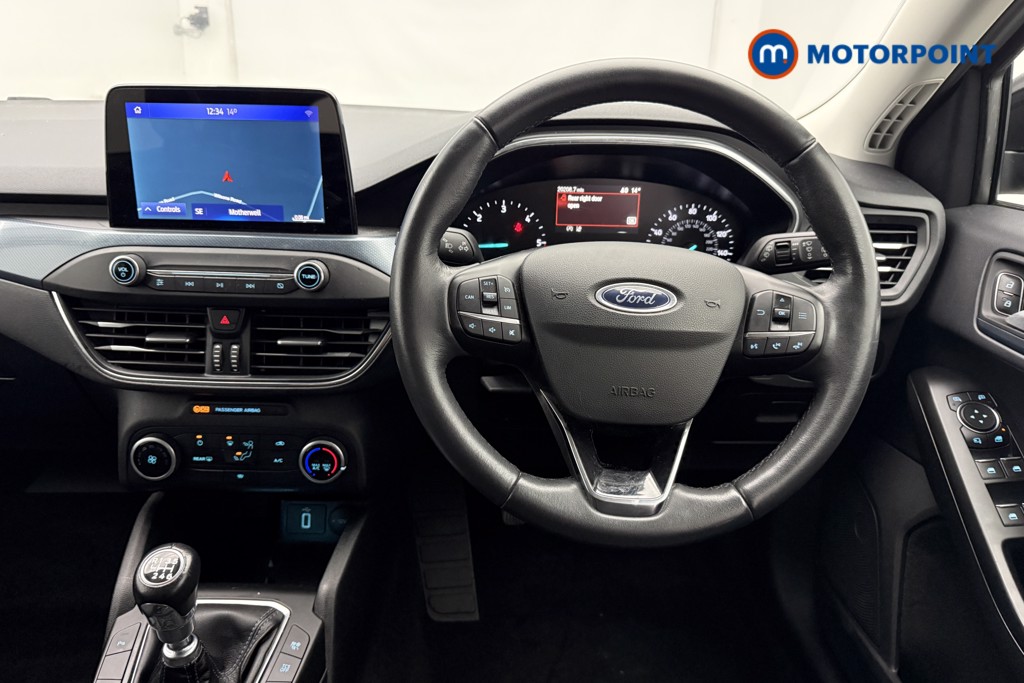 Ford Focus Active Manual Diesel Hatchback - Stock Number (1574898) - 2nd supplementary image
