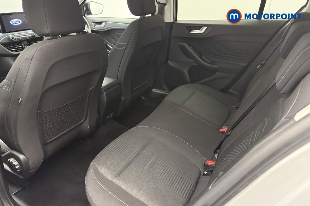 Ford Focus Active Manual Diesel Hatchback - Stock Number (1574898) - 4th supplementary image
