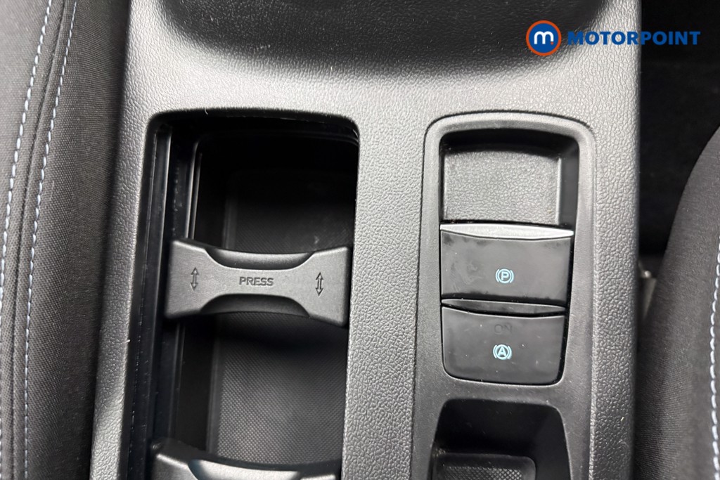 Ford Focus Active Manual Diesel Hatchback - Stock Number (1574898) - 17th supplementary image
