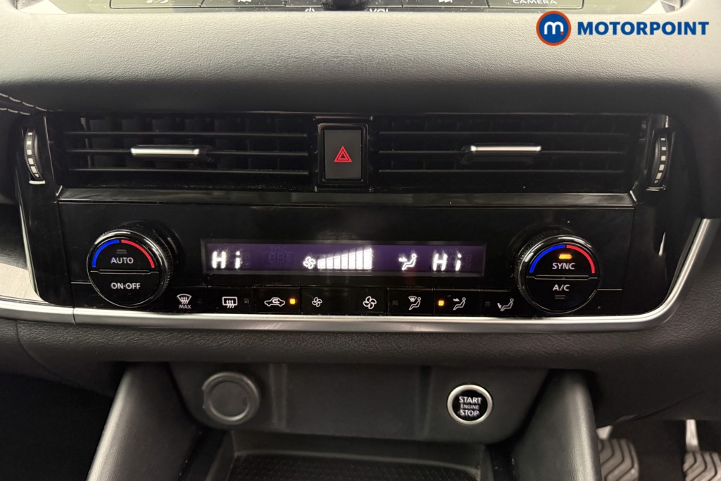 Nissan Qashqai N-Connecta Manual Petrol SUV - Stock Number (1575090) - 3rd supplementary image