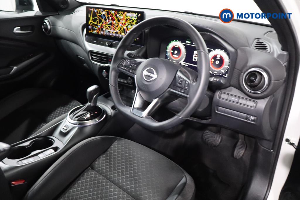 Nissan Juke N-Connecta Automatic Petrol-Electric Hybrid SUV - Stock Number (1577896) - 4th supplementary image