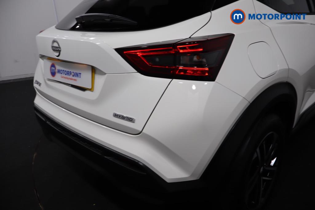 Nissan Juke N-Connecta Automatic Petrol-Electric Hybrid SUV - Stock Number (1577896) - 25th supplementary image