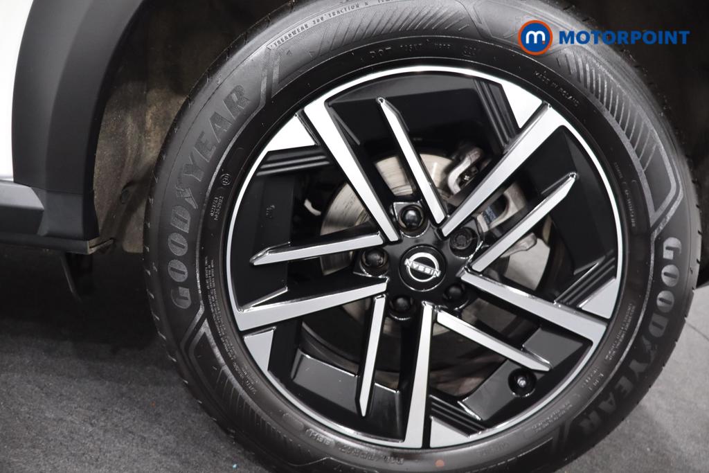 Nissan Juke N-Connecta Automatic Petrol-Electric Hybrid SUV - Stock Number (1577896) - 29th supplementary image