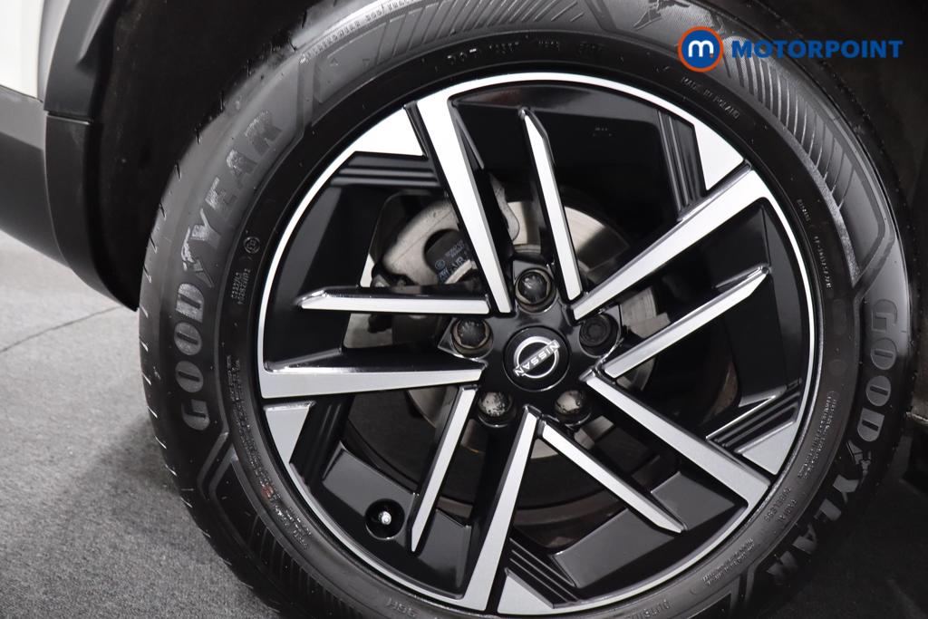 Nissan Juke N-Connecta Automatic Petrol-Electric Hybrid SUV - Stock Number (1577896) - 30th supplementary image
