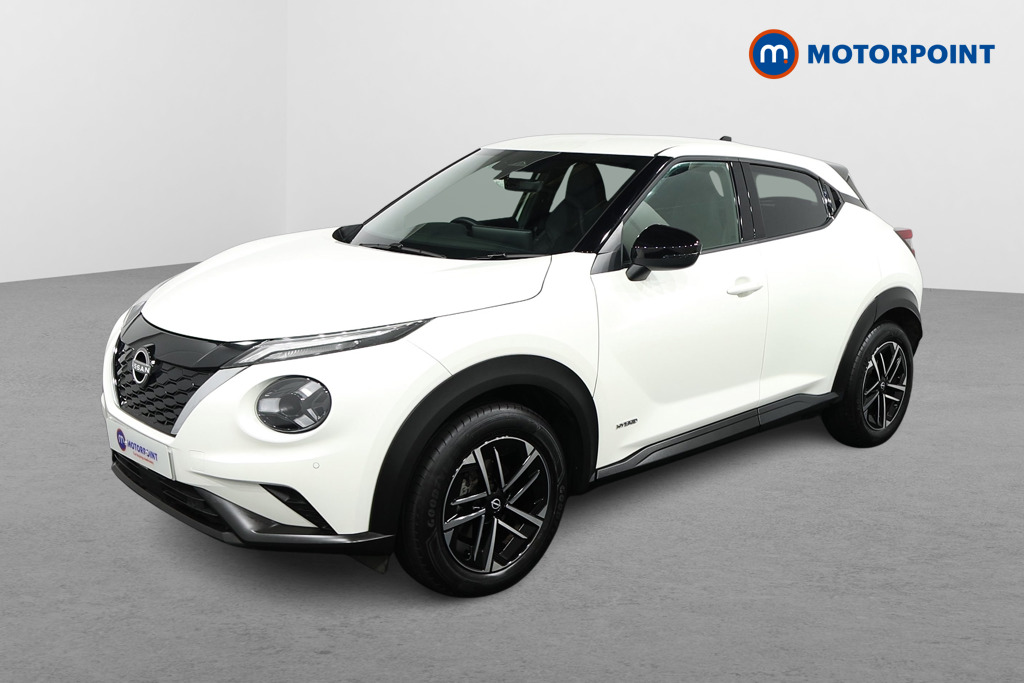 Nissan Juke N-Connecta Automatic Petrol-Electric Hybrid SUV - Stock Number (1577896) - Passenger side front corner