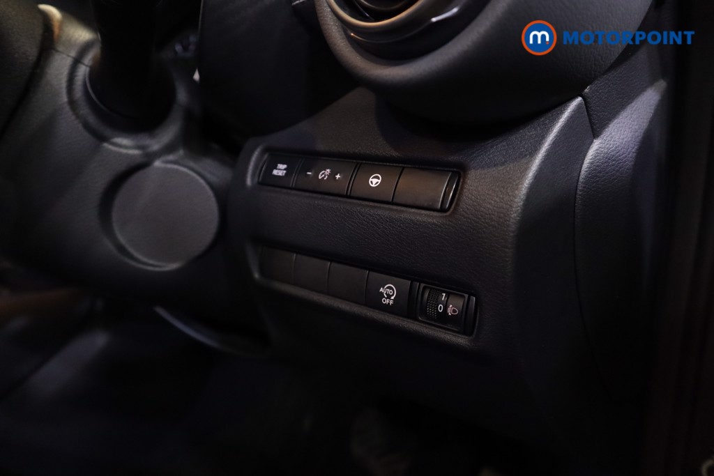 Nissan Juke Tekna Automatic Petrol SUV - Stock Number (1577943) - 4th supplementary image