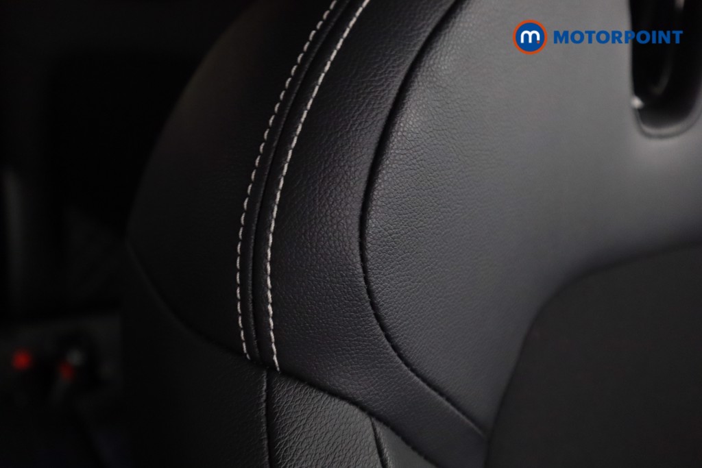 Nissan Juke Tekna Automatic Petrol SUV - Stock Number (1577943) - 21st supplementary image