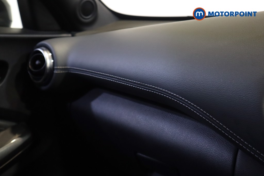 Nissan Juke Tekna Automatic Petrol SUV - Stock Number (1577943) - 22nd supplementary image