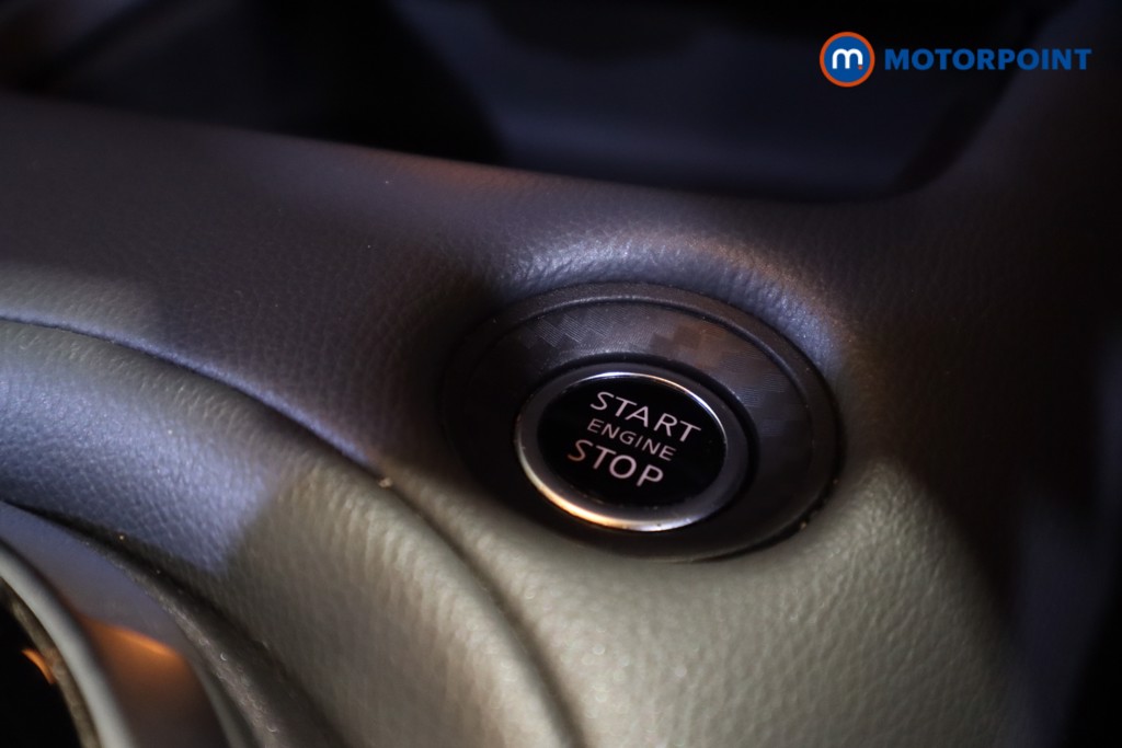 Nissan Juke Tekna Automatic Petrol SUV - Stock Number (1577943) - 24th supplementary image