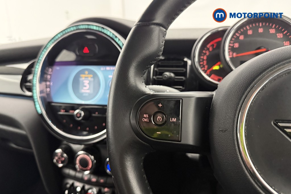 Mini Hatchback Cooper Classic Manual Petrol Hatchback - Stock Number (1577957) - 7th supplementary image