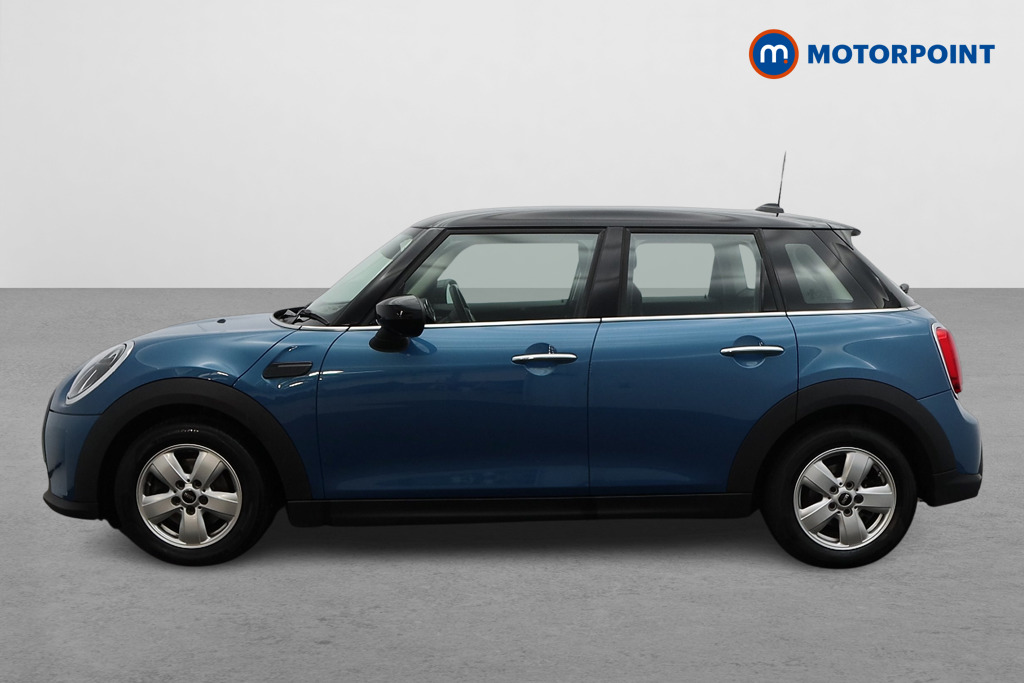 Mini Hatchback Cooper Classic Manual Petrol Hatchback - Stock Number (1577957) - Passenger side