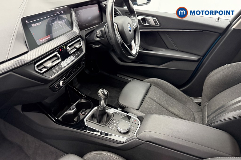 BMW 1 Series Sport Manual Diesel Hatchback - Stock Number (1578000) - 3rd supplementary image