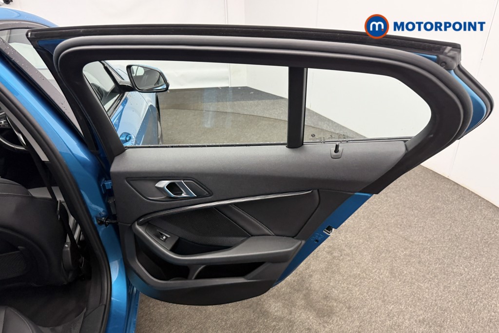 BMW 1 Series Sport Manual Diesel Hatchback - Stock Number (1578000) - 12th supplementary image