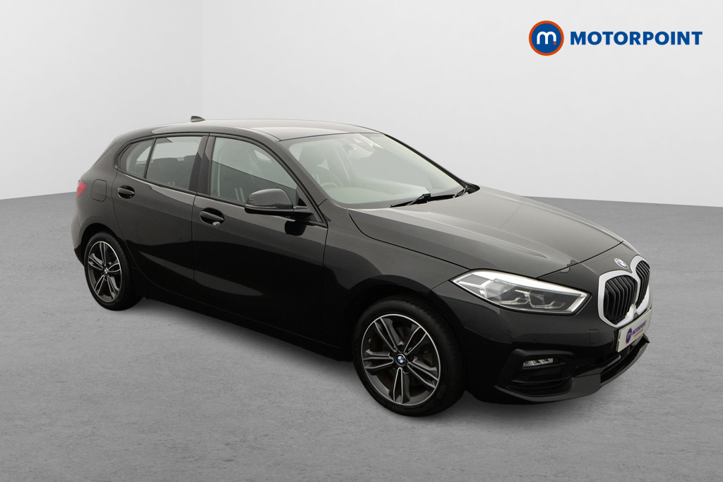 BMW 1 Series Sport Automatic Petrol Hatchback - Stock Number (1578023) - Drivers side front corner