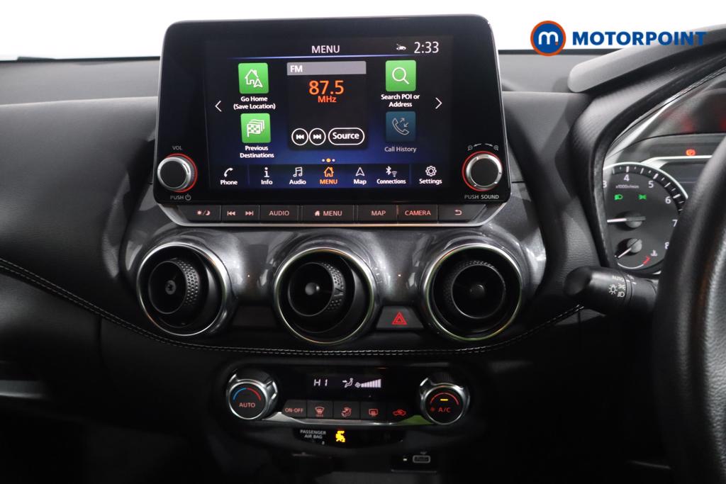 Nissan Juke N-Connecta Automatic Petrol SUV - Stock Number (1579054) - 2nd supplementary image