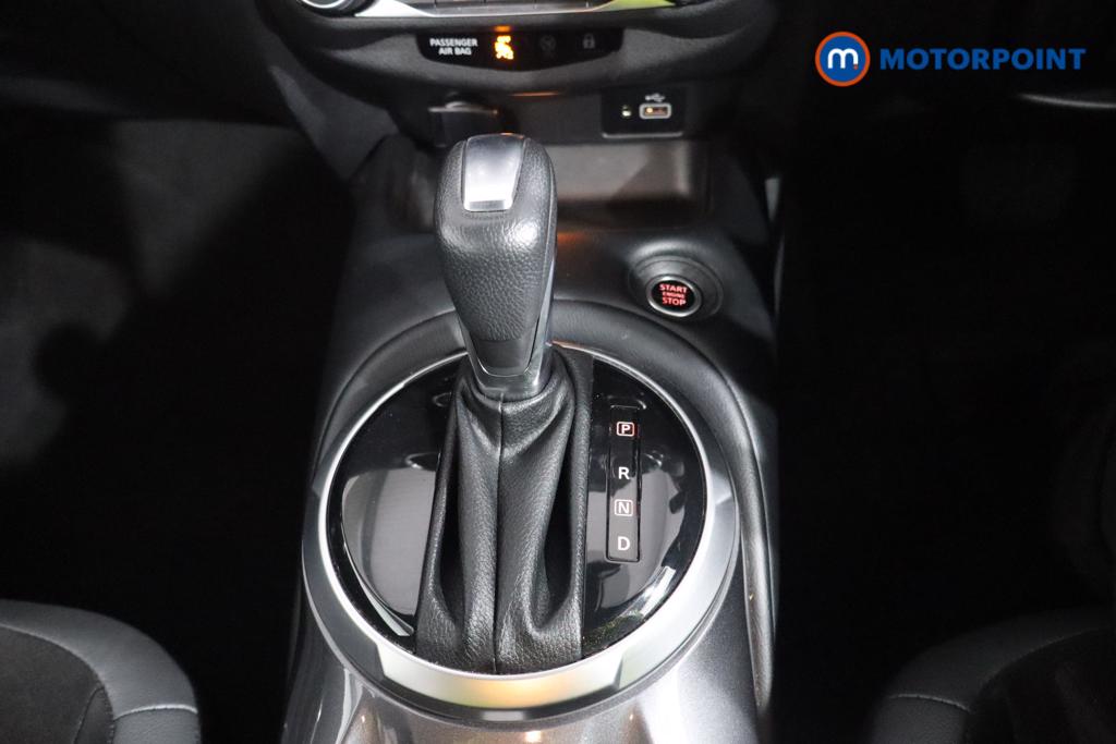 Nissan Juke N-Connecta Automatic Petrol SUV - Stock Number (1579054) - 3rd supplementary image
